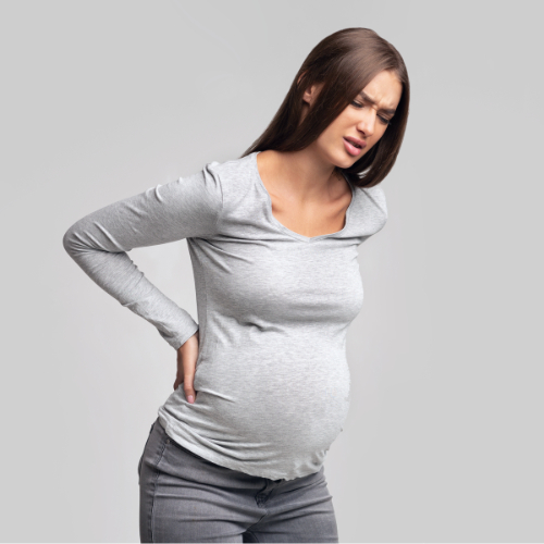 Hormoonschommelingen bij onder andere zwangerschap veroorzaakt rugpijn.