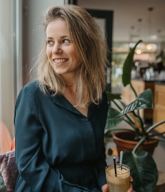 Tara Van den Dungen